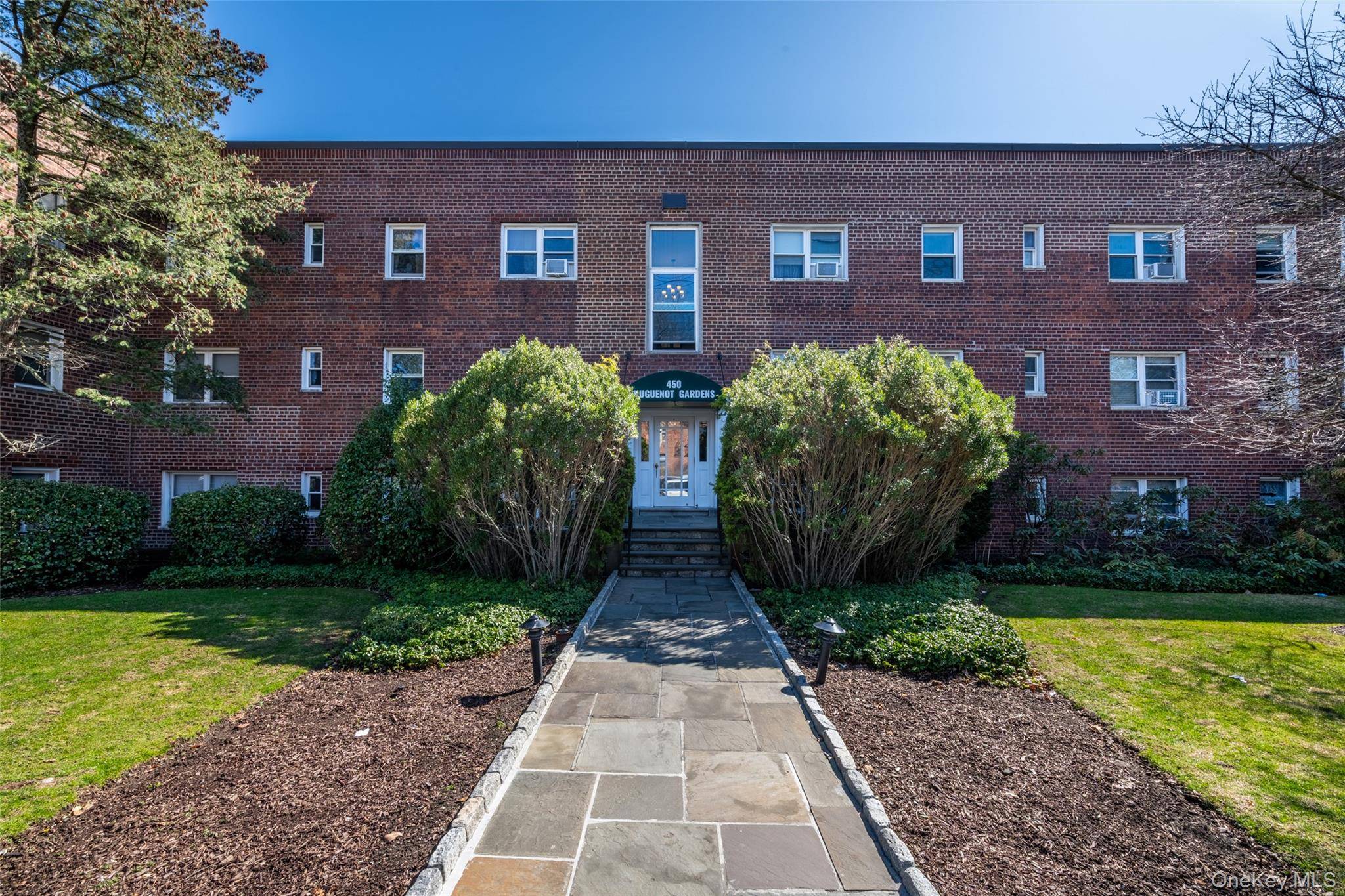 450 Pelham RD #3H, New Rochelle, NY 10805
