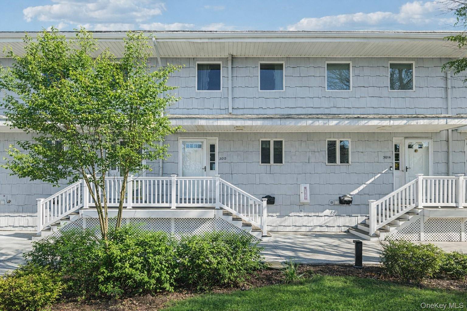 3013 Mitchell RD, Westhampton Beach, NY 11978