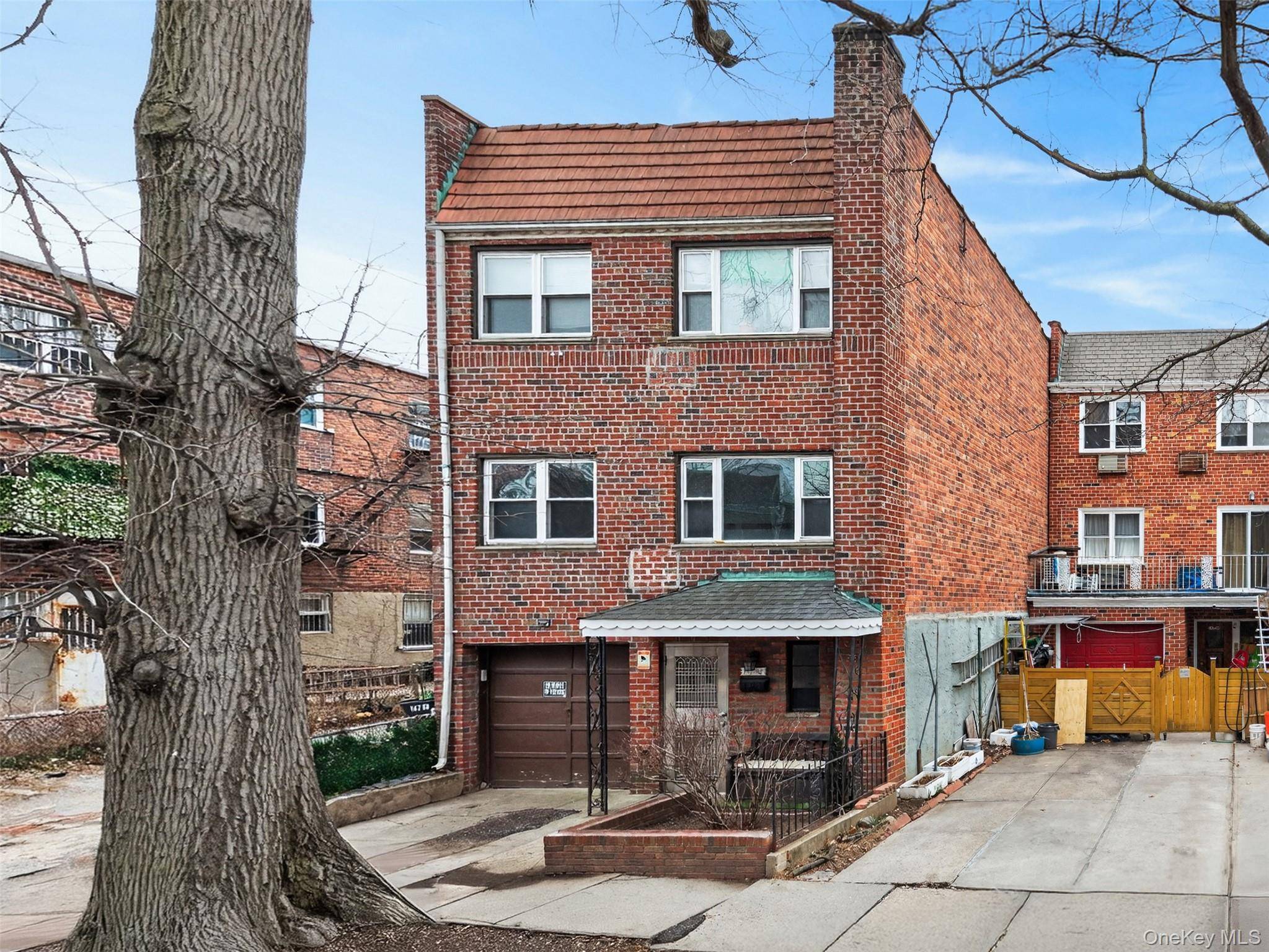 147-50 Barclay AVE, Flushing, NY 11355
