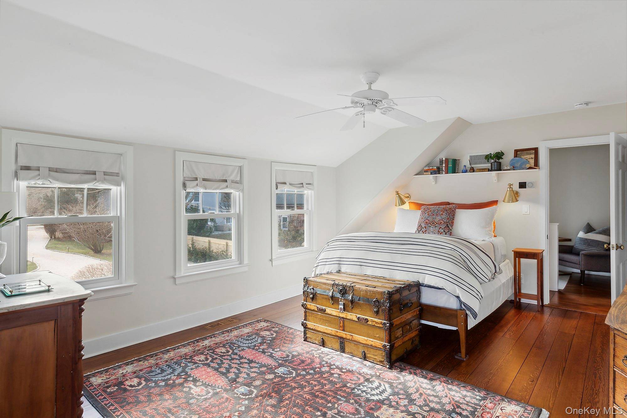 393 Hill ST, Southampton, NY 11968