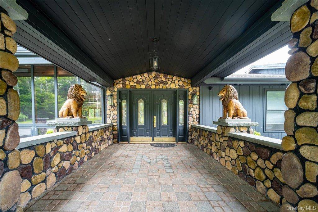399 Gregory RD, Monticello, NY 12701