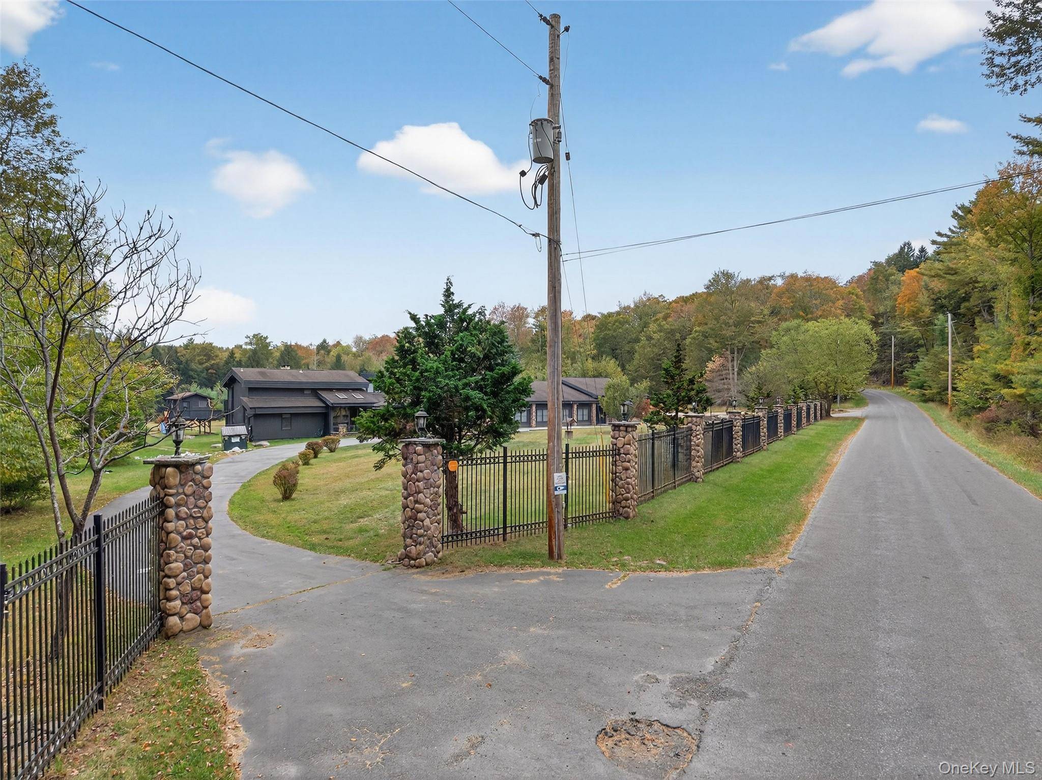 399 Gregory RD, Monticello, NY 12701