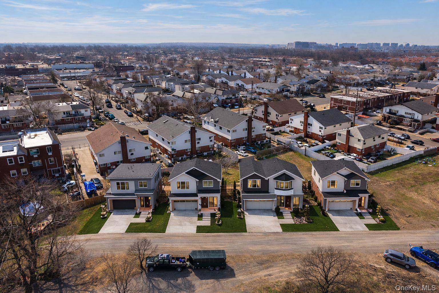 82-22 S Conduit AVE, Howard Beach, NY 11414