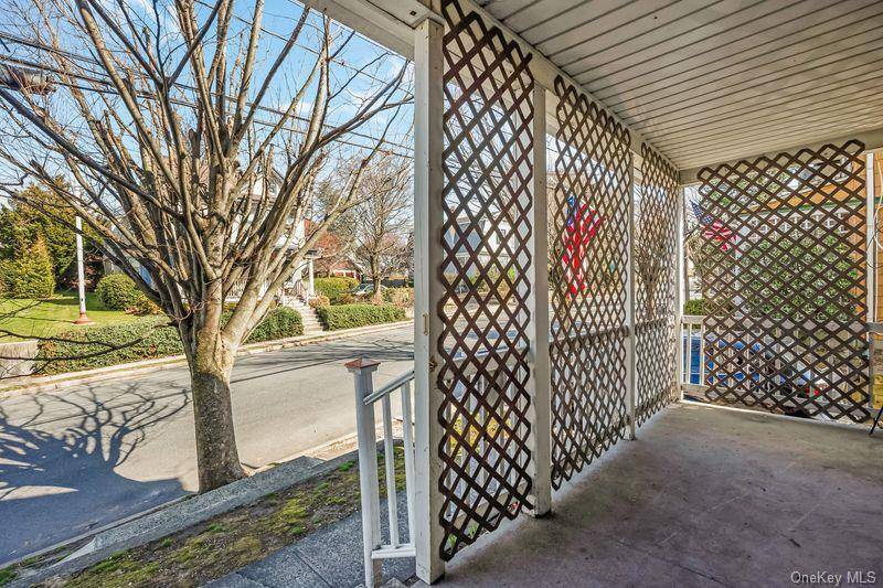 16 Mackey AVE, Port Washington, NY 11050