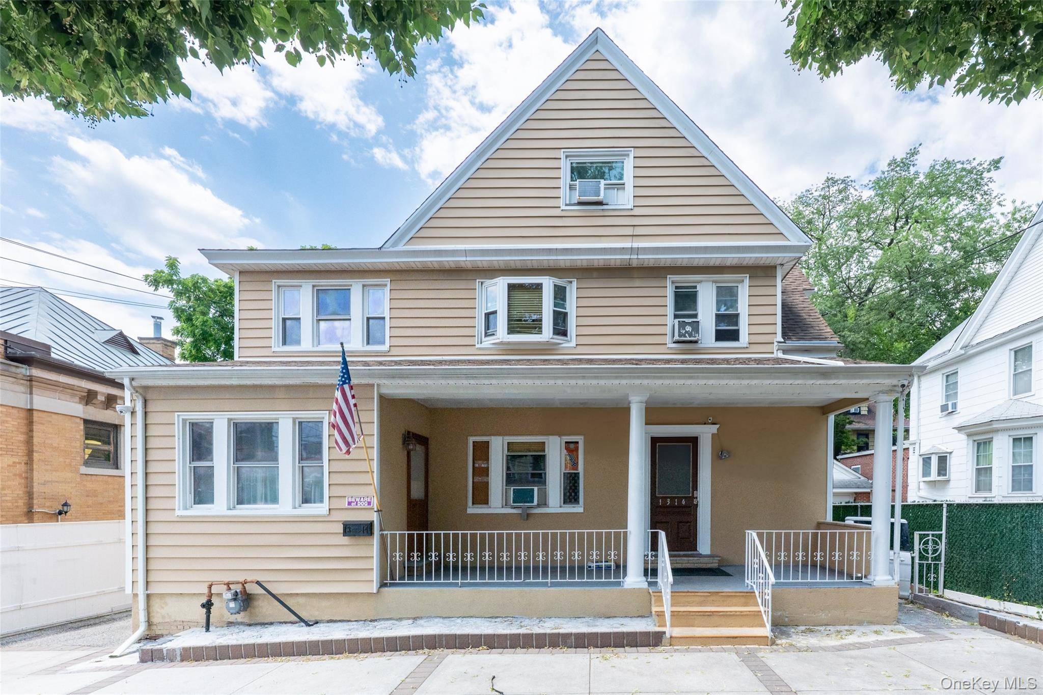 1314 College Point BLVD, College Point, NY 11356