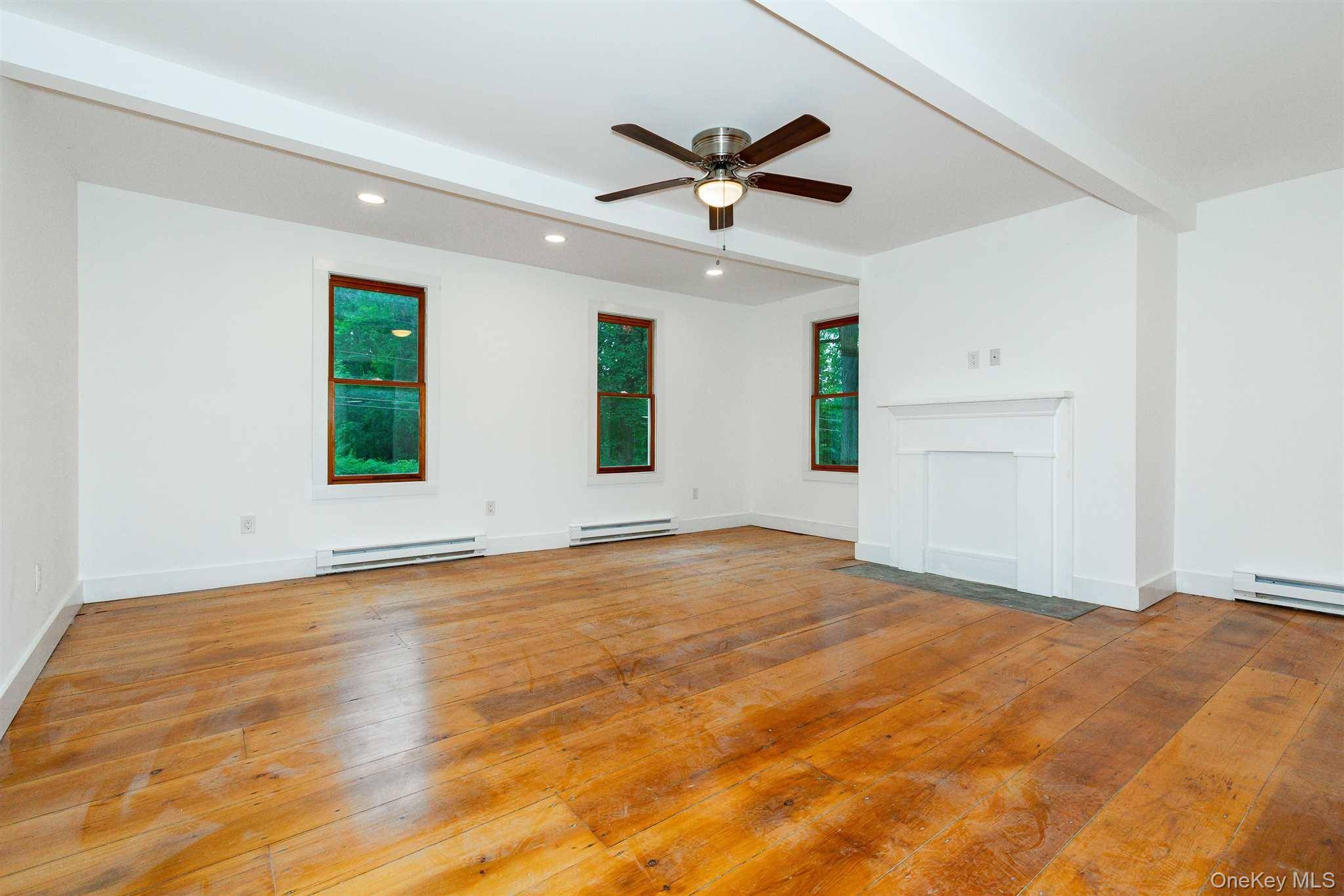 681 ROUTE 216 #1, Poughquag, NY 12570