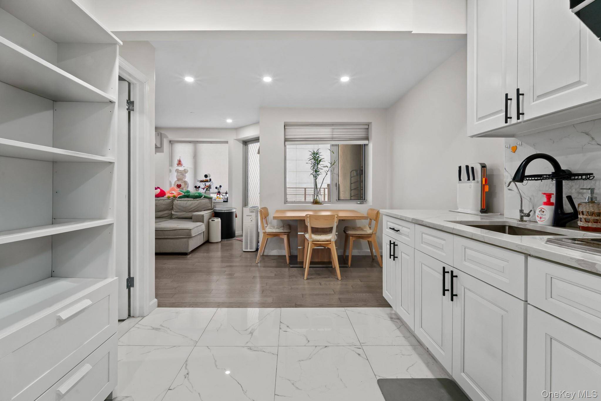 3720 Prince ST #11B, Flushing, NY 11354