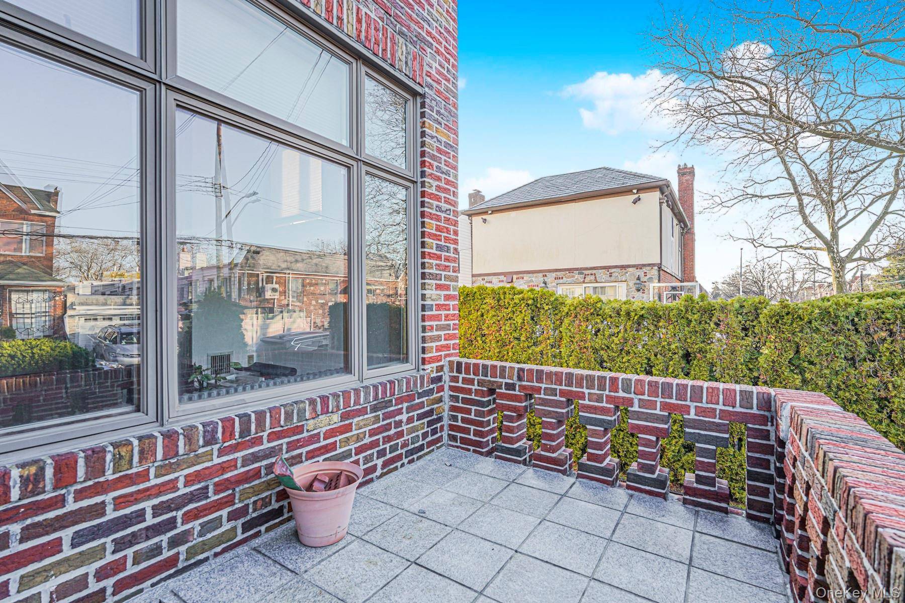 2071 E 35th ST, Brooklyn, NY 11234
