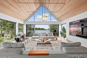 1080 Springs Fireplace RD, East Hampton, NY 11937