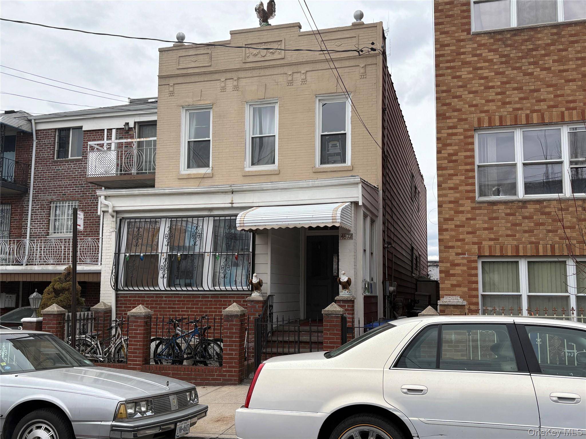 48-72 37th ST, Long Island City, NY 11101