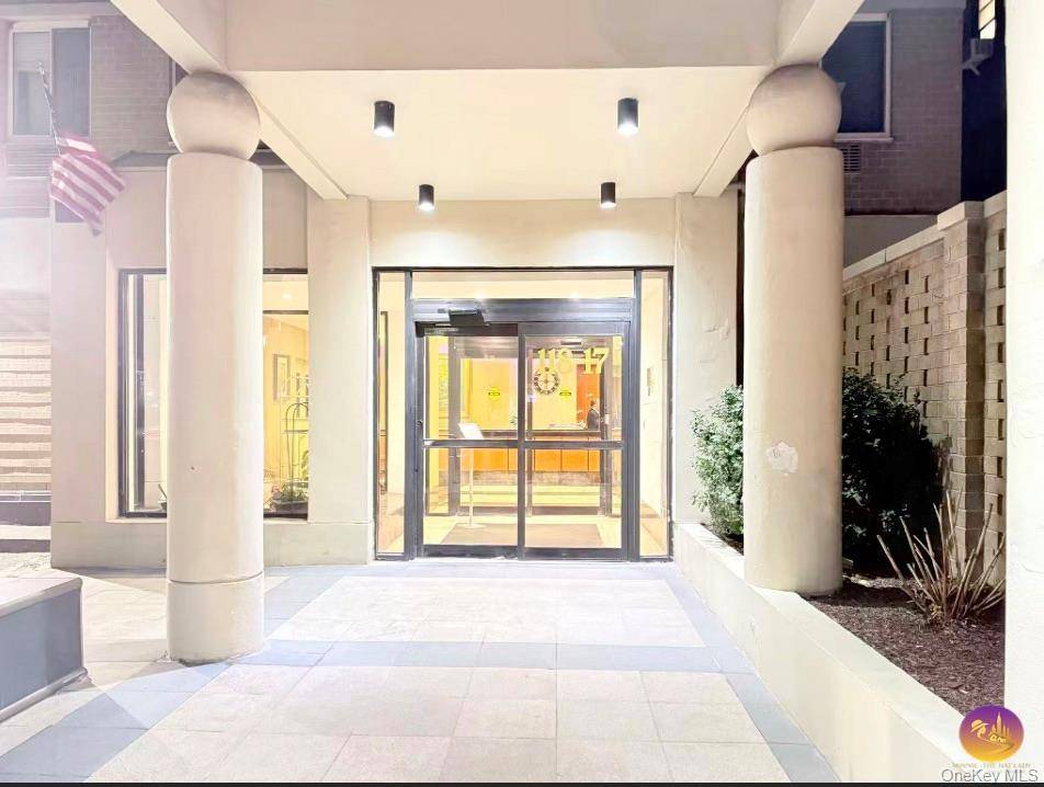 11817 Union TPKE #14J, Forest Hills, NY 11357