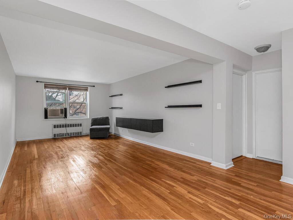 525 W 236th ST #6H, Bronx, NY 10463