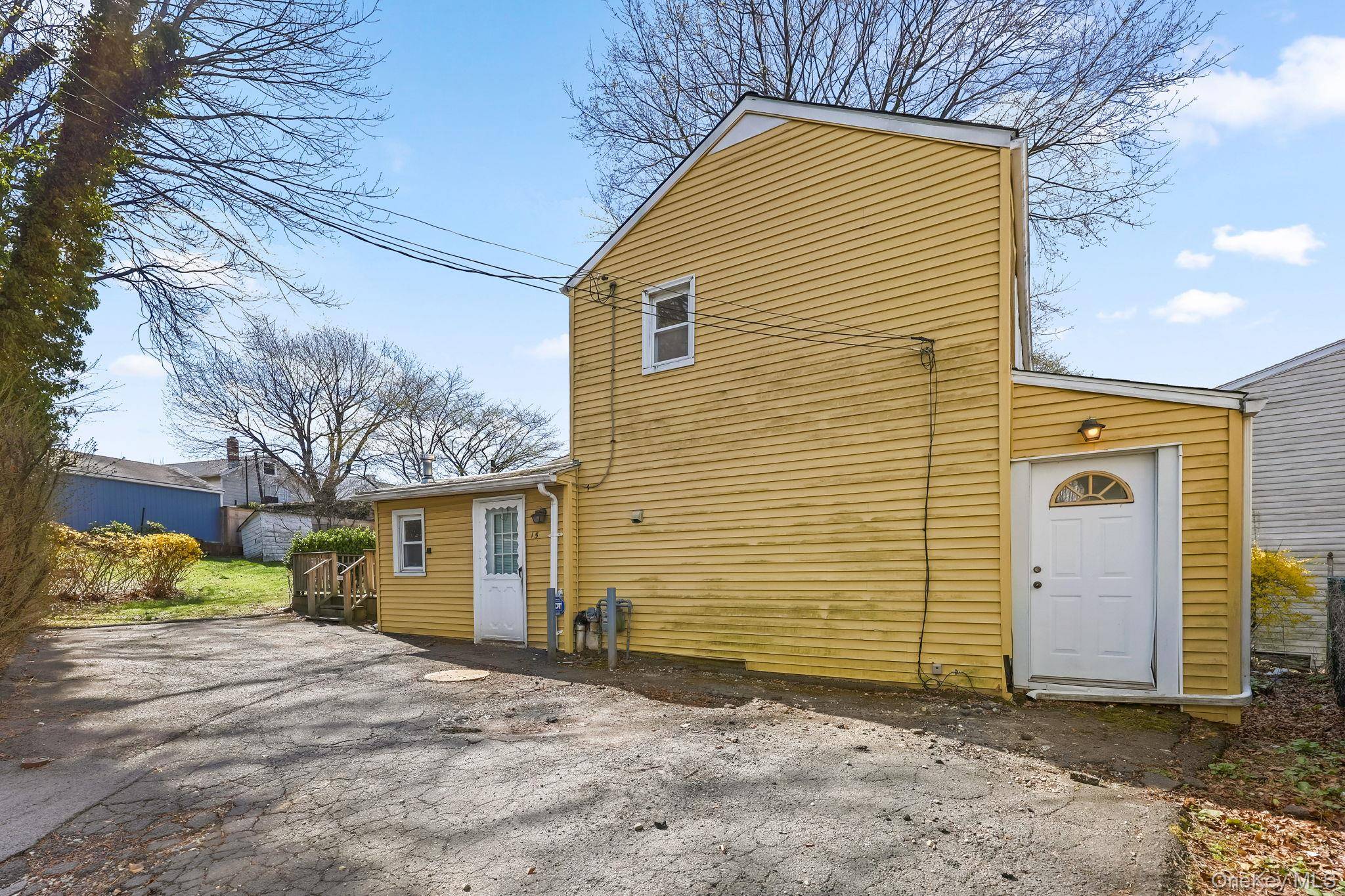 15 Henry ST, Greenwich, CT 06830