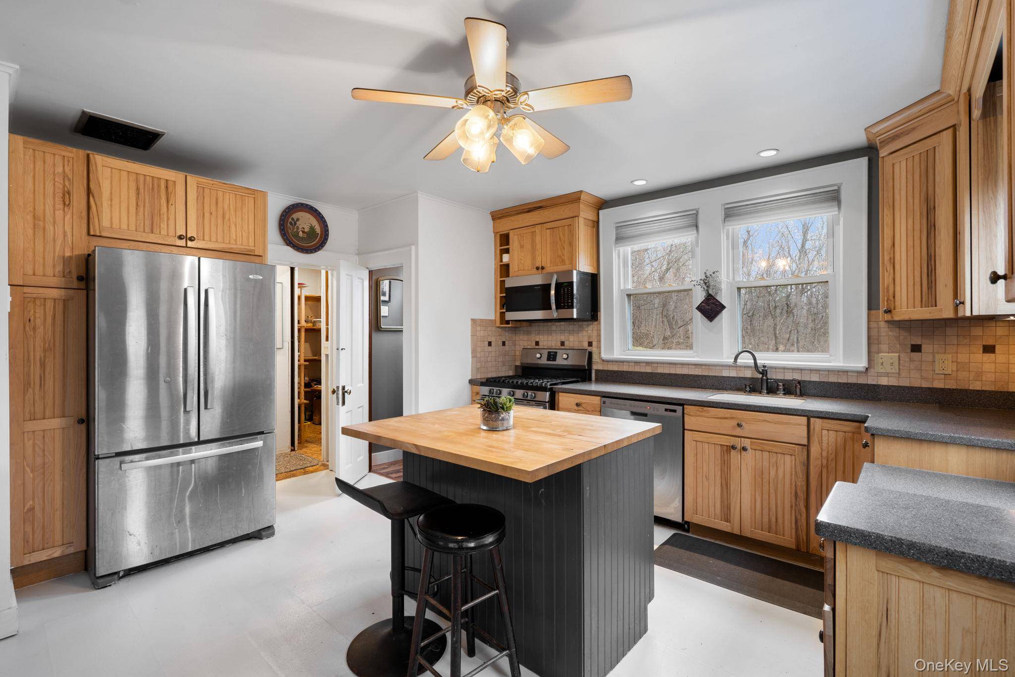 4721 State Route 9G, Germantown, NY 12526