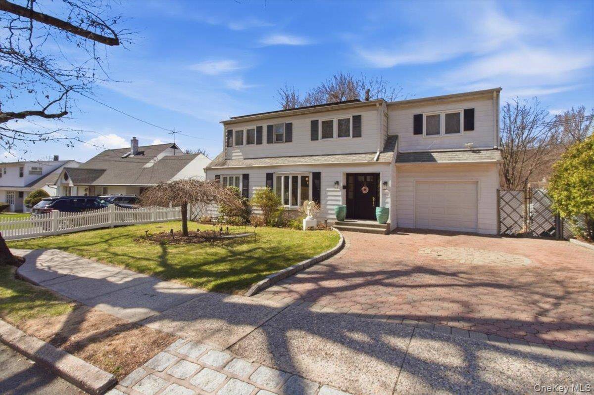 129 Gailmore DR, Yonkers, NY 10710
