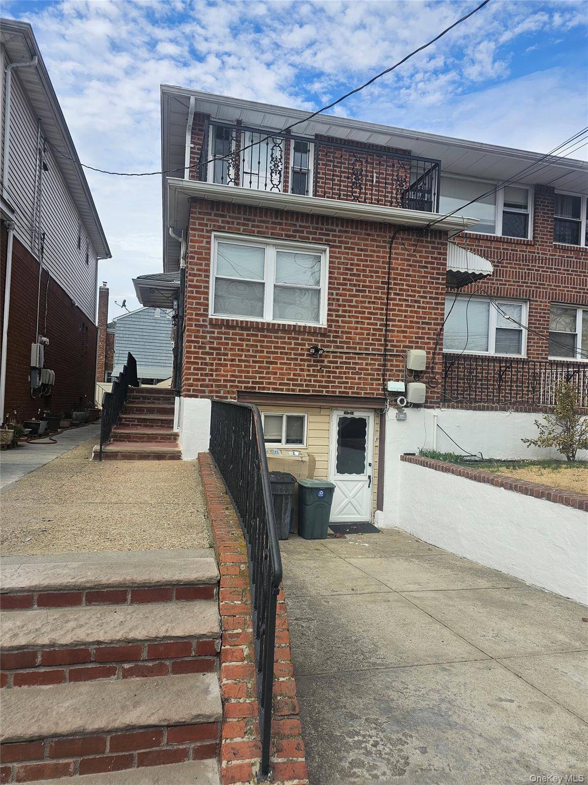 13724 228th ST #2, Laurelton, NY 11413