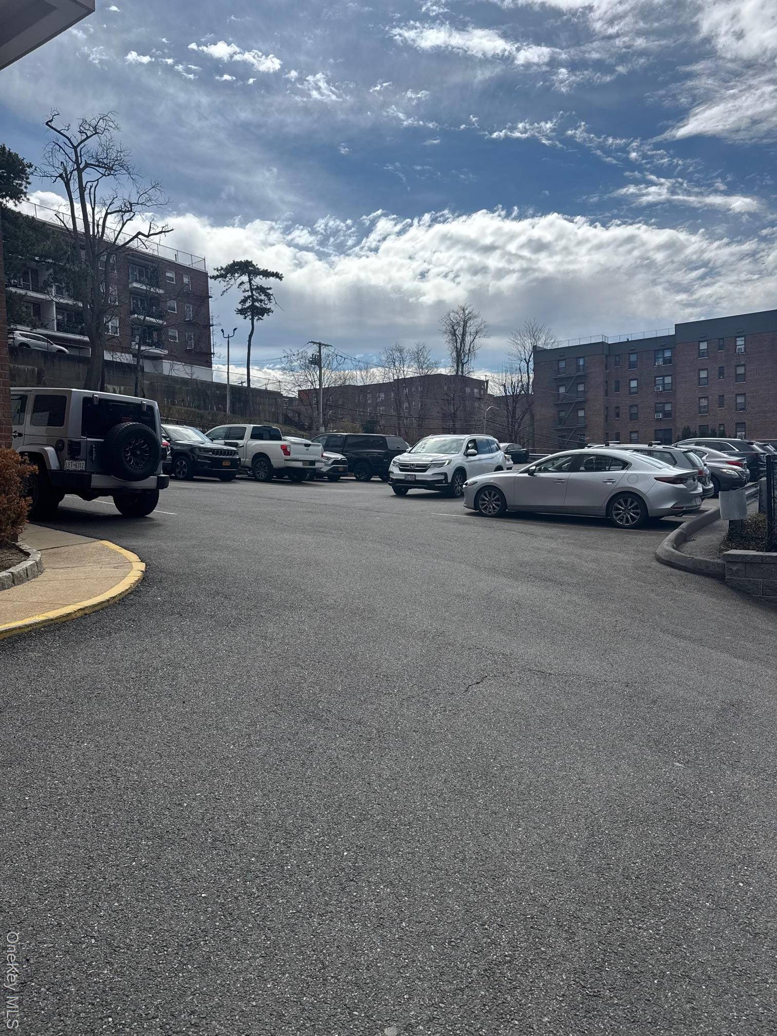 300 North Broadway #2MN, Yonkers, NY 10701