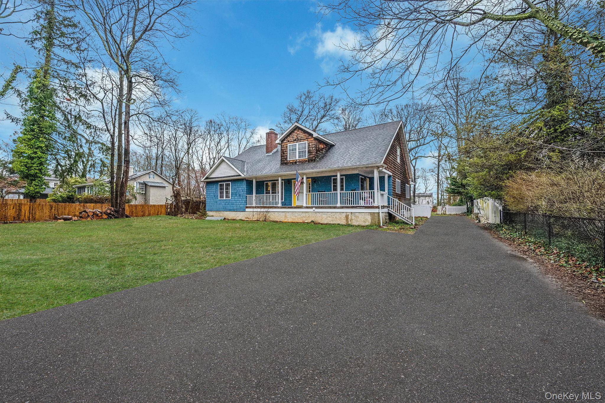 273 N Country RD, Miller Place, NY 11764