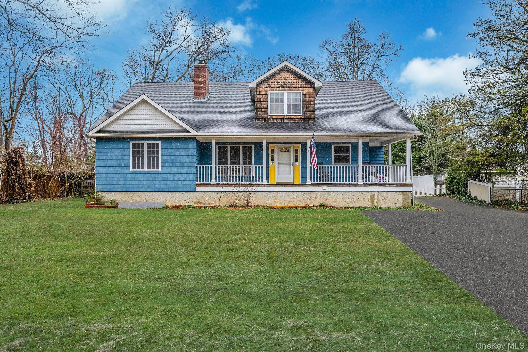 273 N Country RD, Miller Place, NY 11764