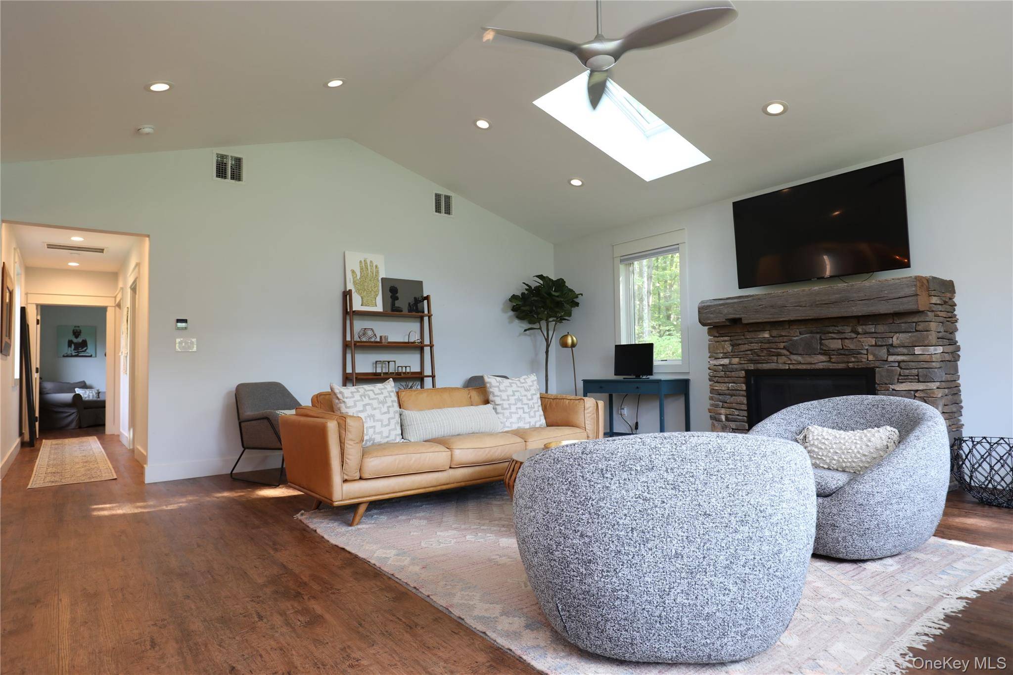 36 Northwoods RD #A, Woodstock, NY 12498