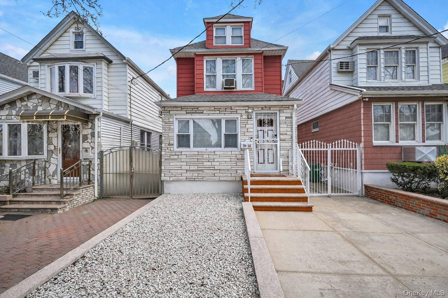 78-33 64th ST, Glendale, NY 11385