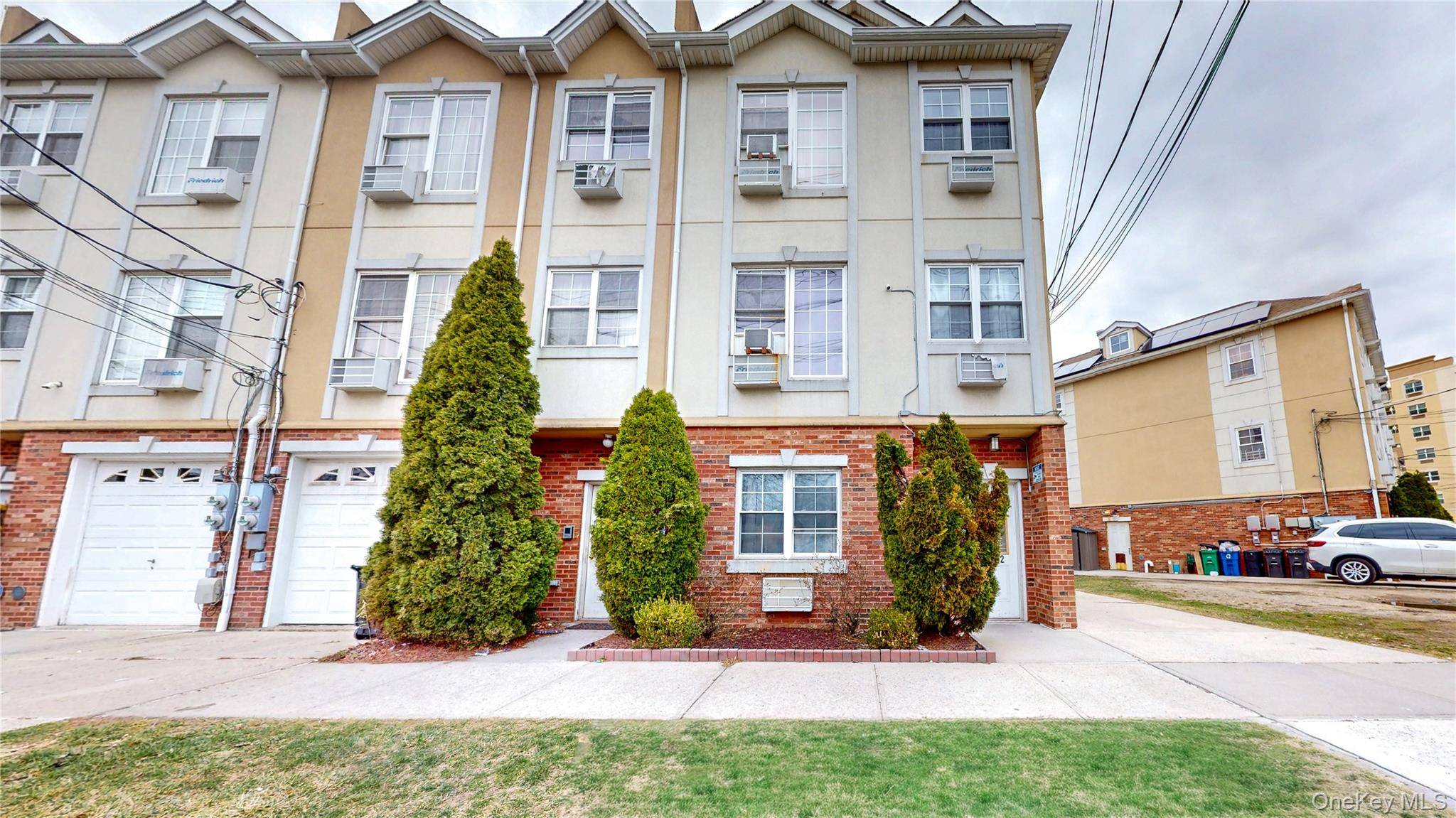 12702 172nd ST, Jamaica, NY 11434