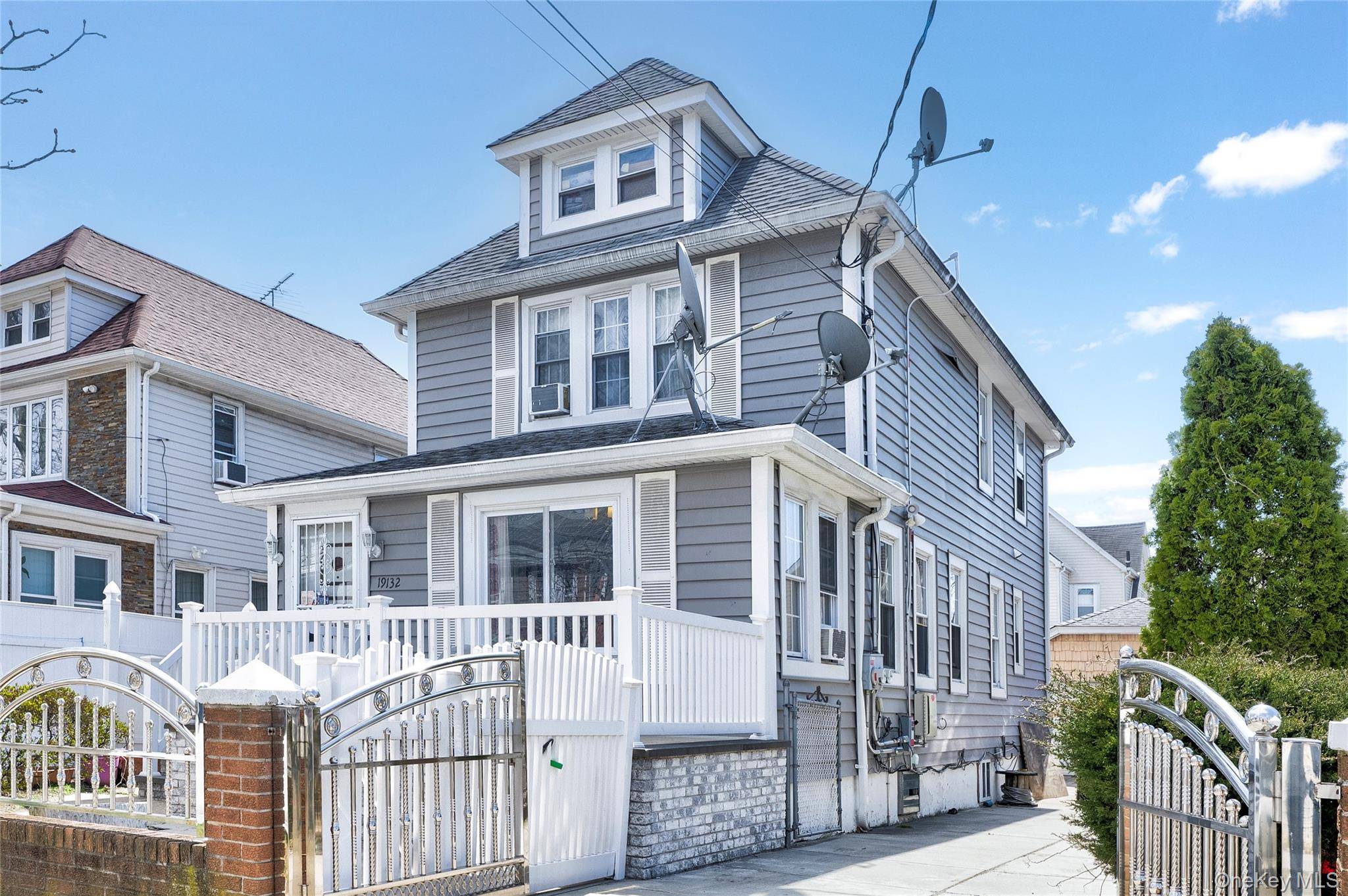 19132 113th AVE, Saint Albans, NY 11412