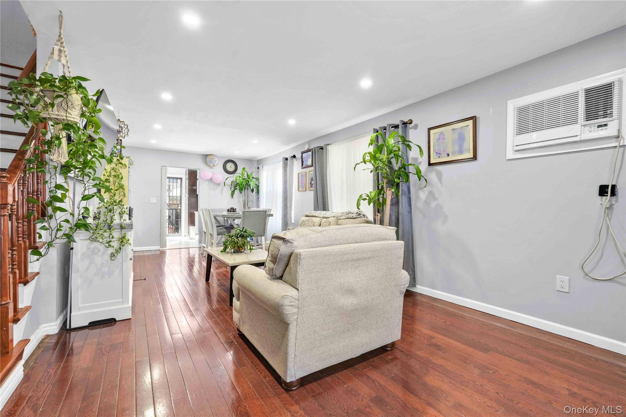 13314 Hawtree Creek RD, South Ozone Park, NY 11420