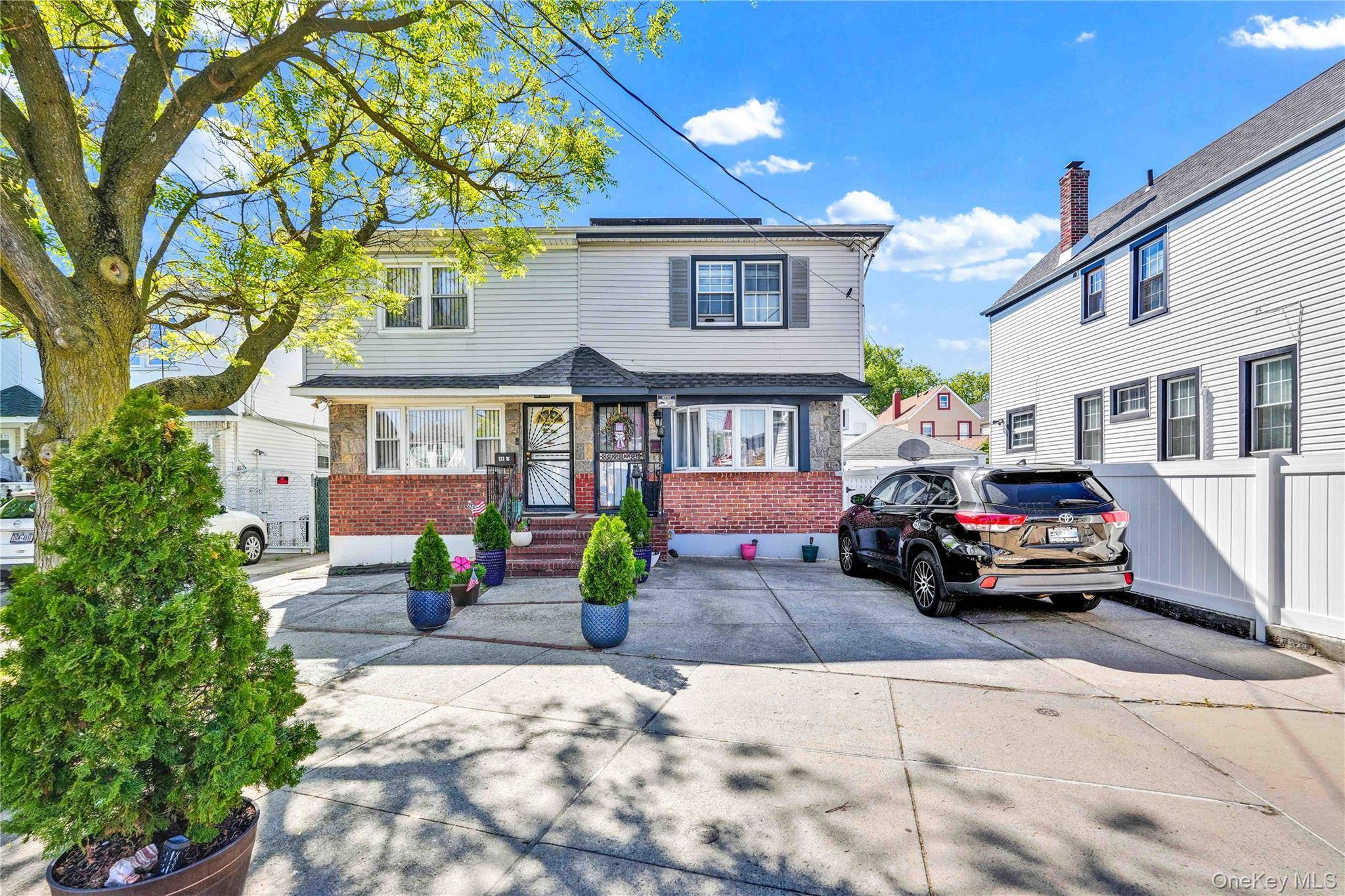 13314 Hawtree Creek RD, South Ozone Park, NY 11420