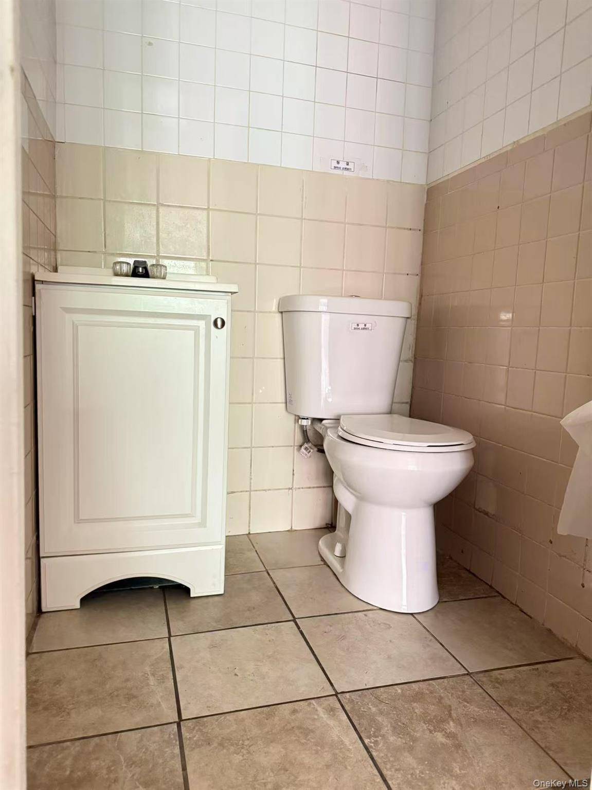 36-22 Union ST #2R ( Rear Unit), Flushing, NY 11354
