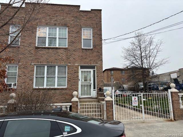 3243 Tenbroeck AVE, Bronx, NY 10469