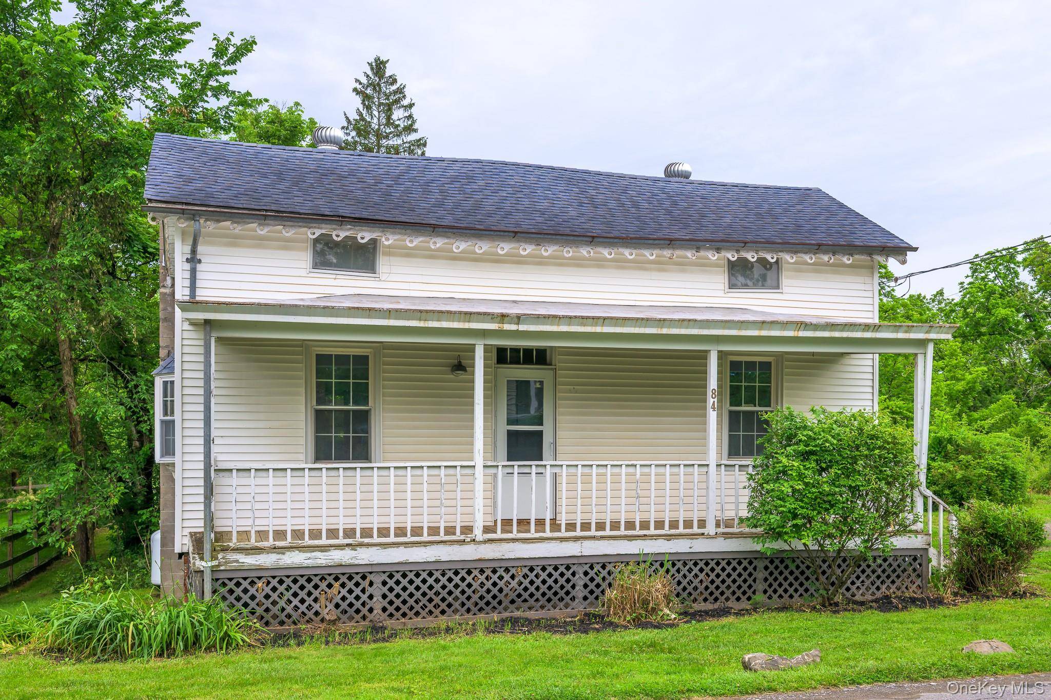 84 Montgomery ST, Tivoli, NY 12583