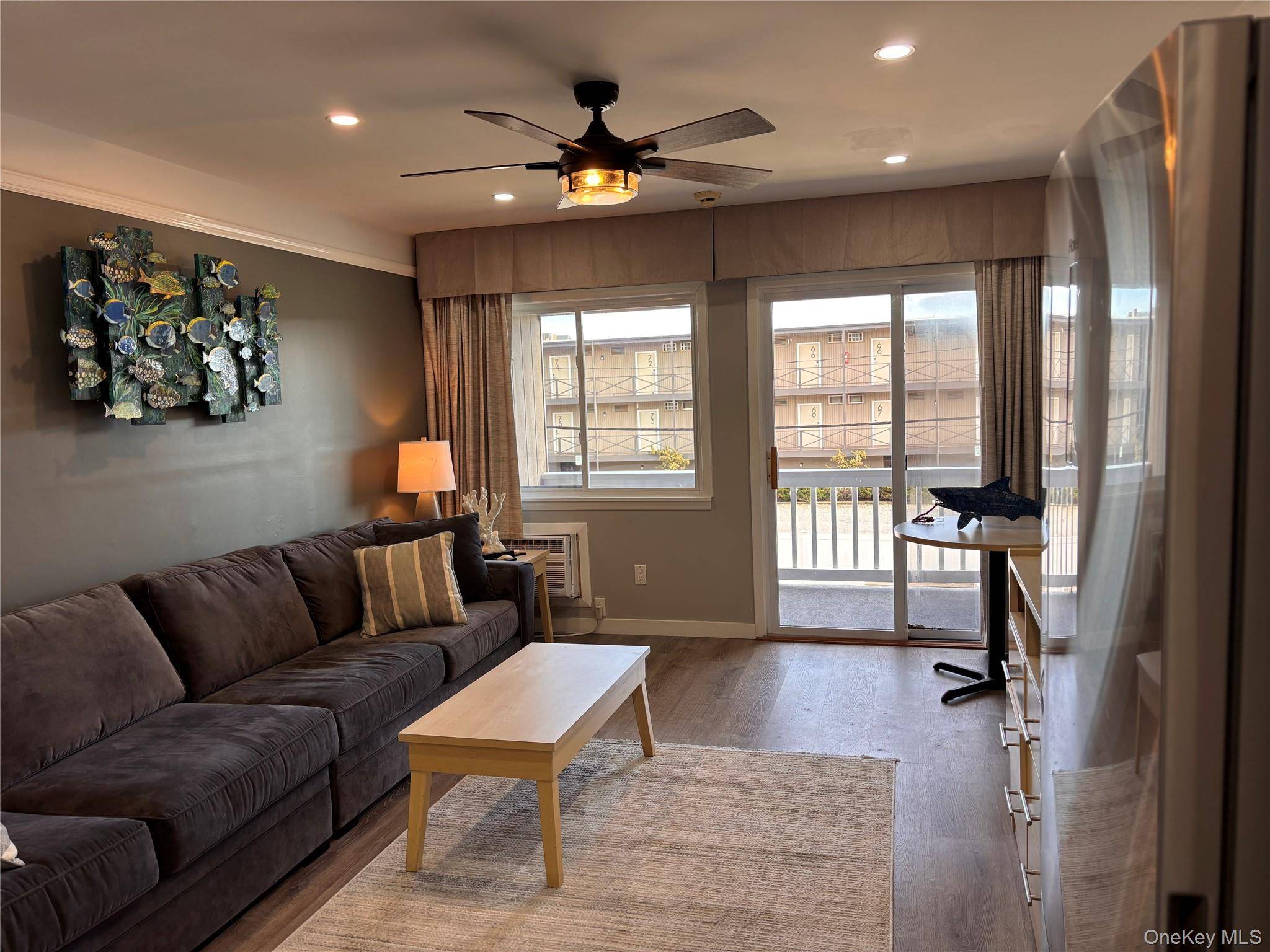 131 S Emerson AVE #224, Montauk, NY 11954
