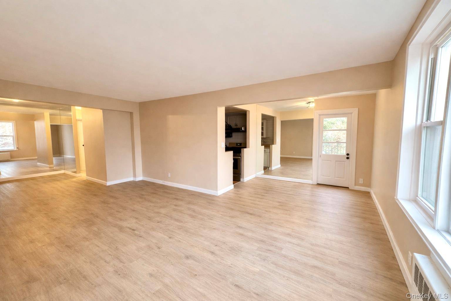 245 Rumsey RD #3E, Yonkers, NY 10701
