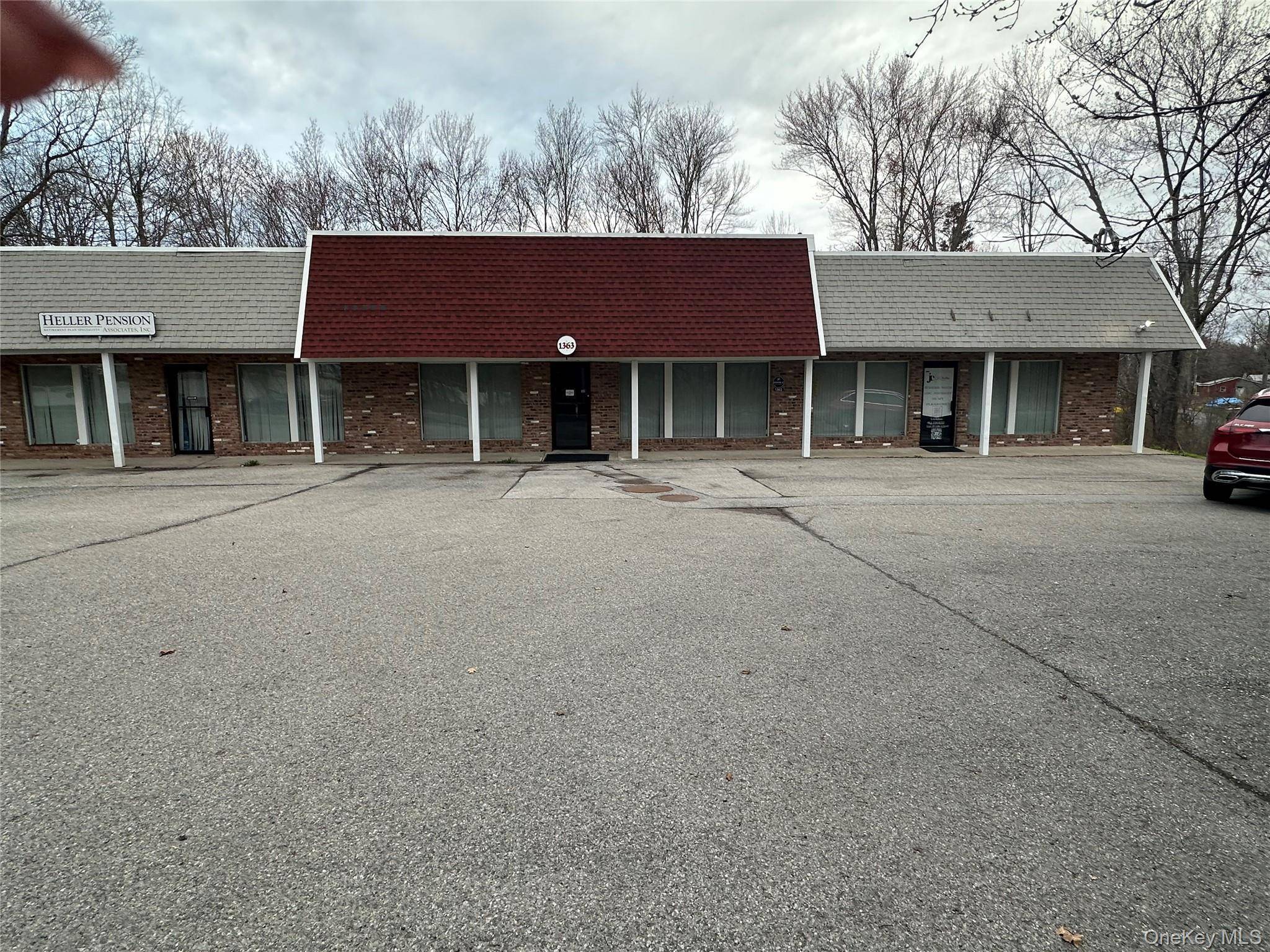 1363 RT 9G, Hyde Park, NY 12538
