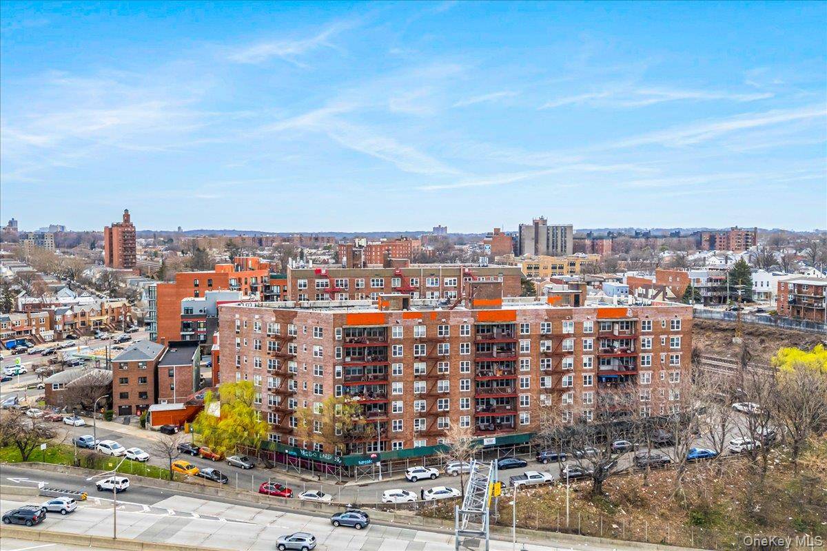 8616 60th AVE #5P, Elmhurst, NY 11373