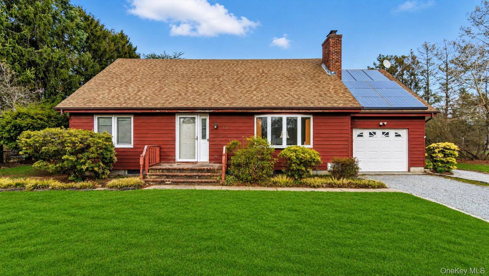 120 Promenade DR, Aquebogue, NY 11901