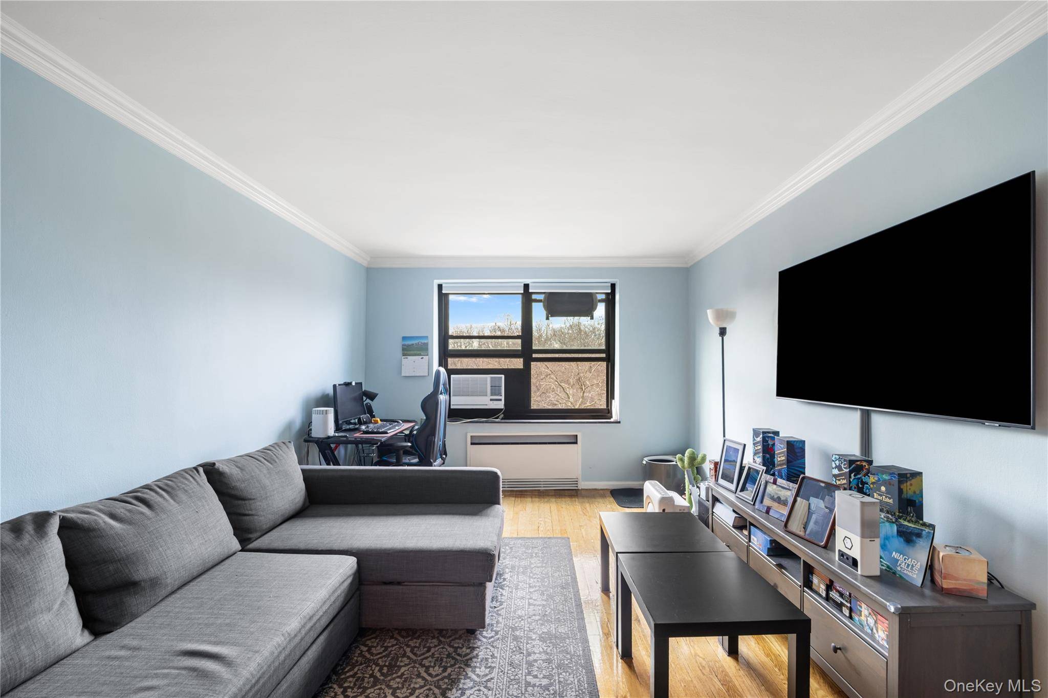 75-15 210th ST #6C, Bayside, NY 11364