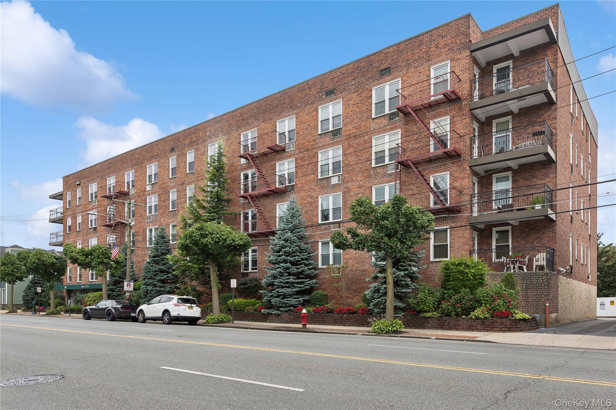 504 Merrick RD #GF, Lynbrook, NY 11563