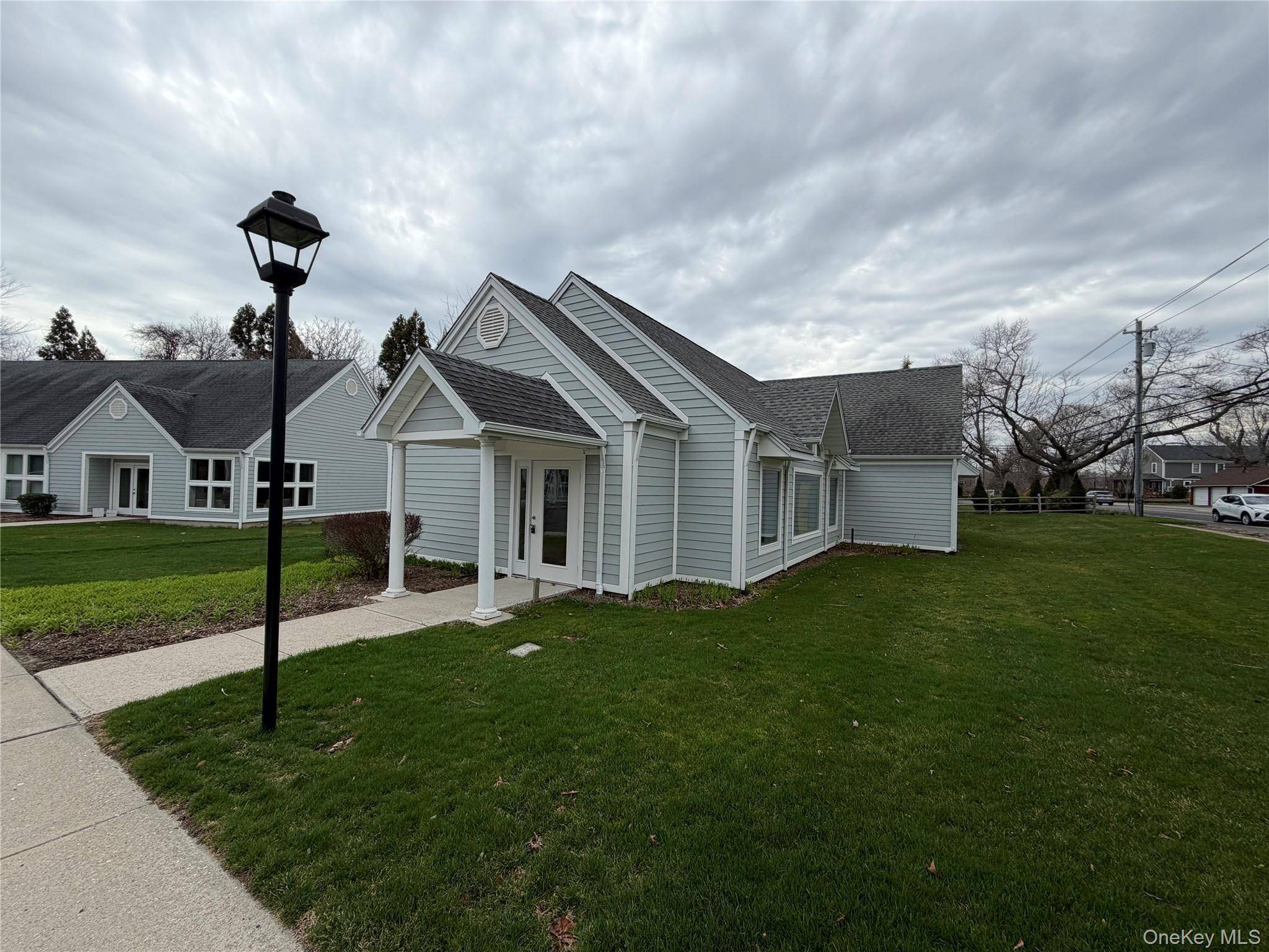 487 Main RD #A, Riverhead, NY 11901