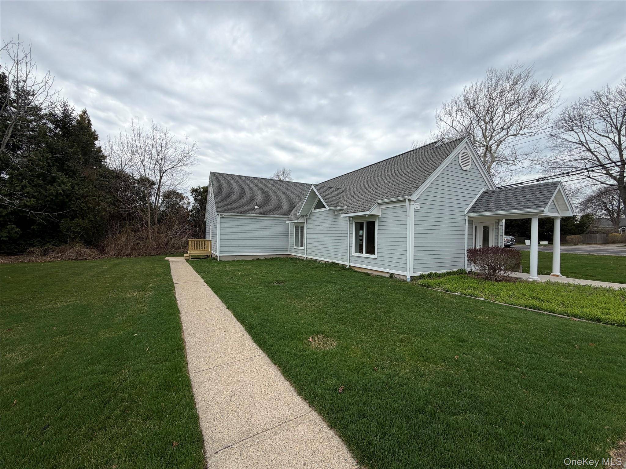 487 Main RD #A, Riverhead, NY 11901