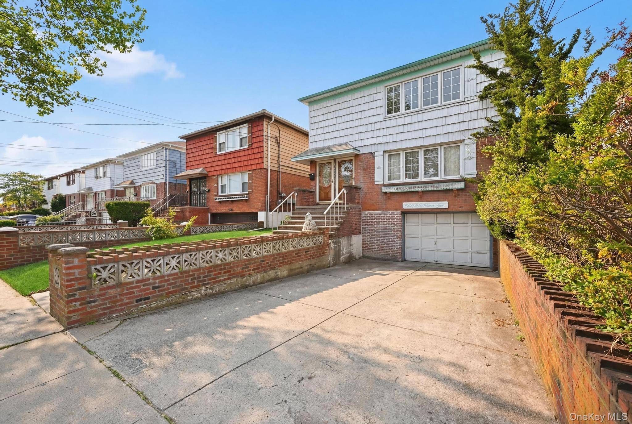 253-10 148th DR, Rosedale, NY 11422