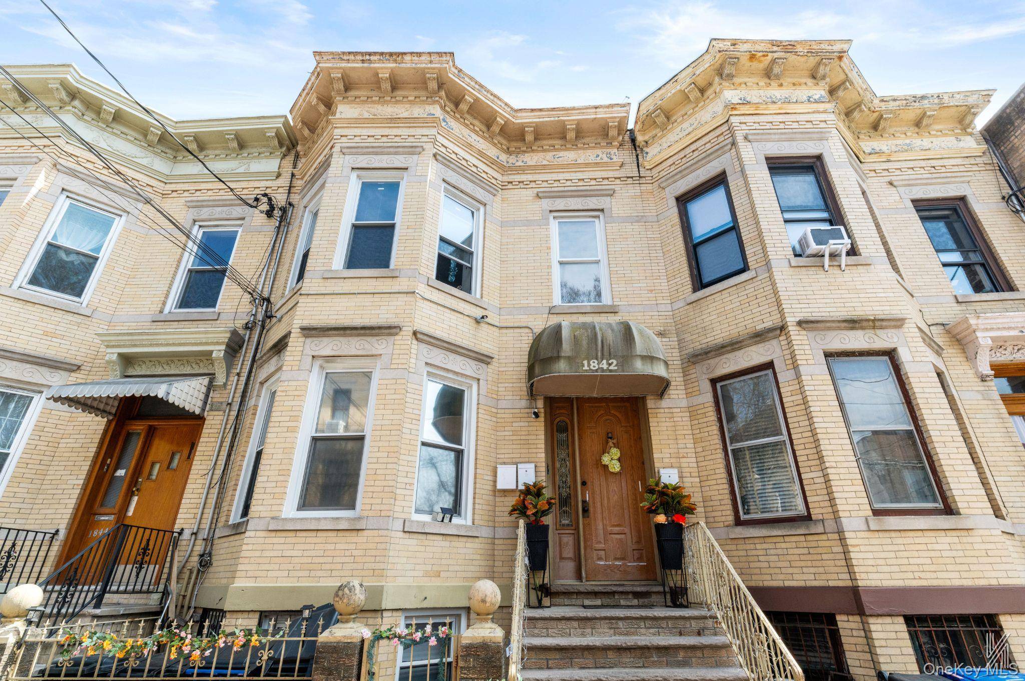 1842 Norman ST, Ridgewood, NY 11385