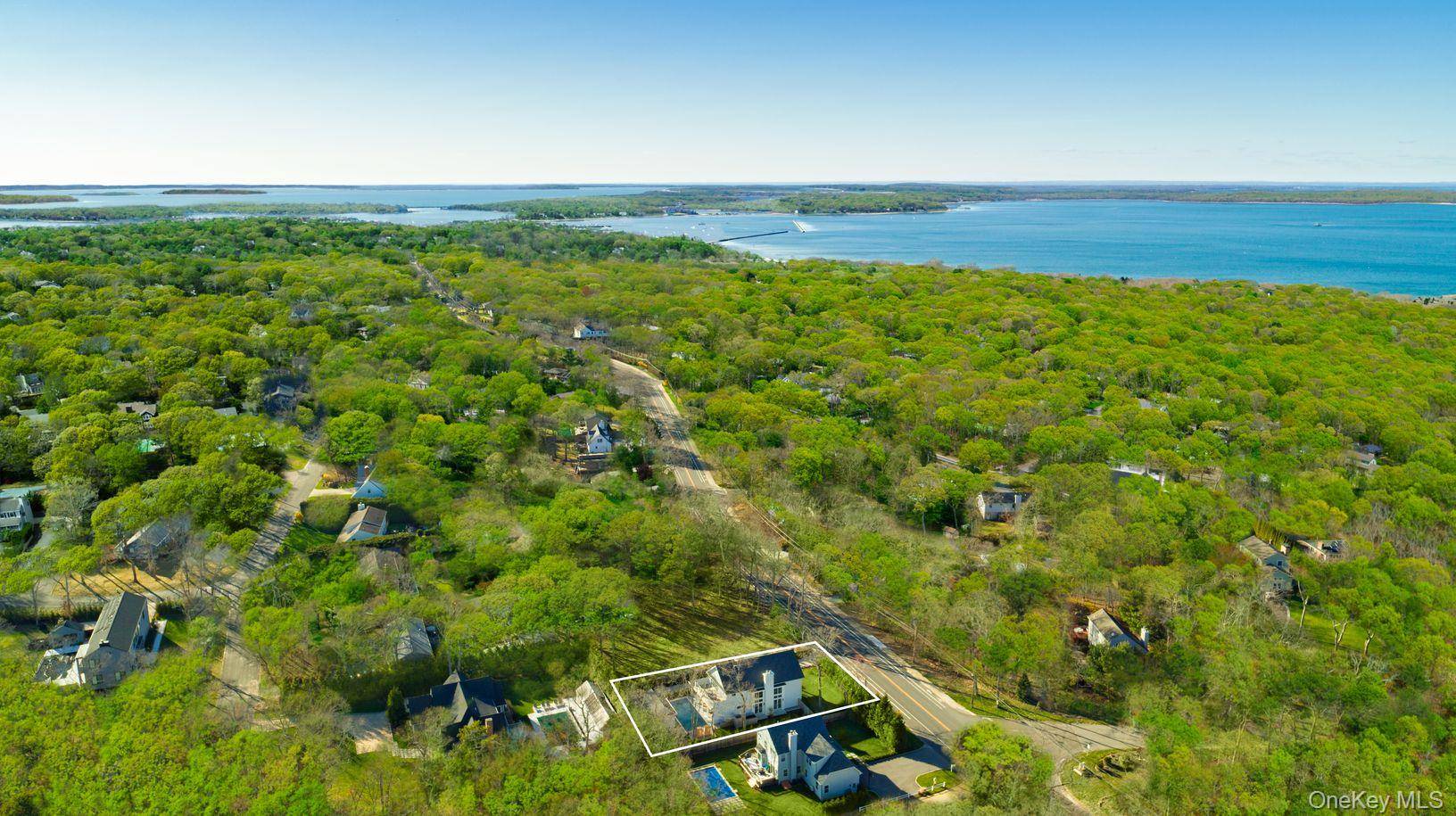 278 Hampton ST, Sag Harbor, NY 11963