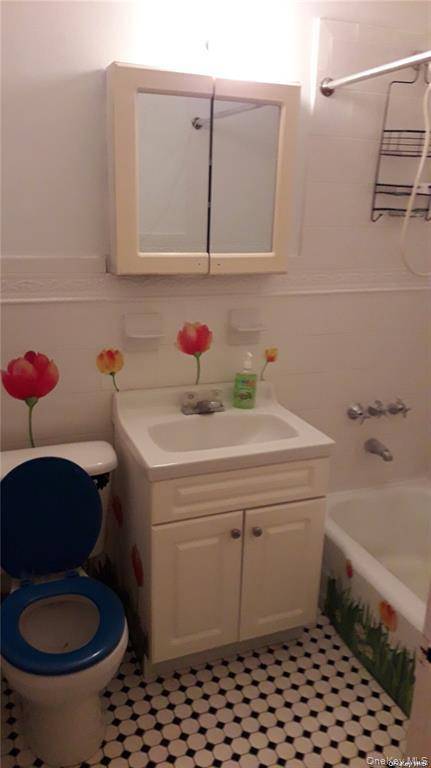 131-11 Kew Gardens #6N, Richmond Hill, NY 11418