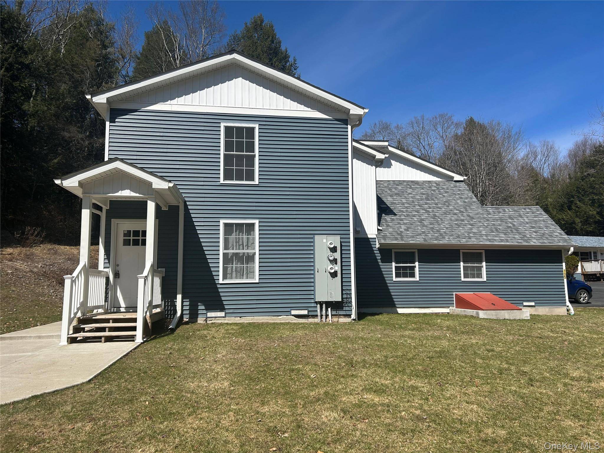 135 Gale RD #upstairs, Mongaup Valley, NY 12762