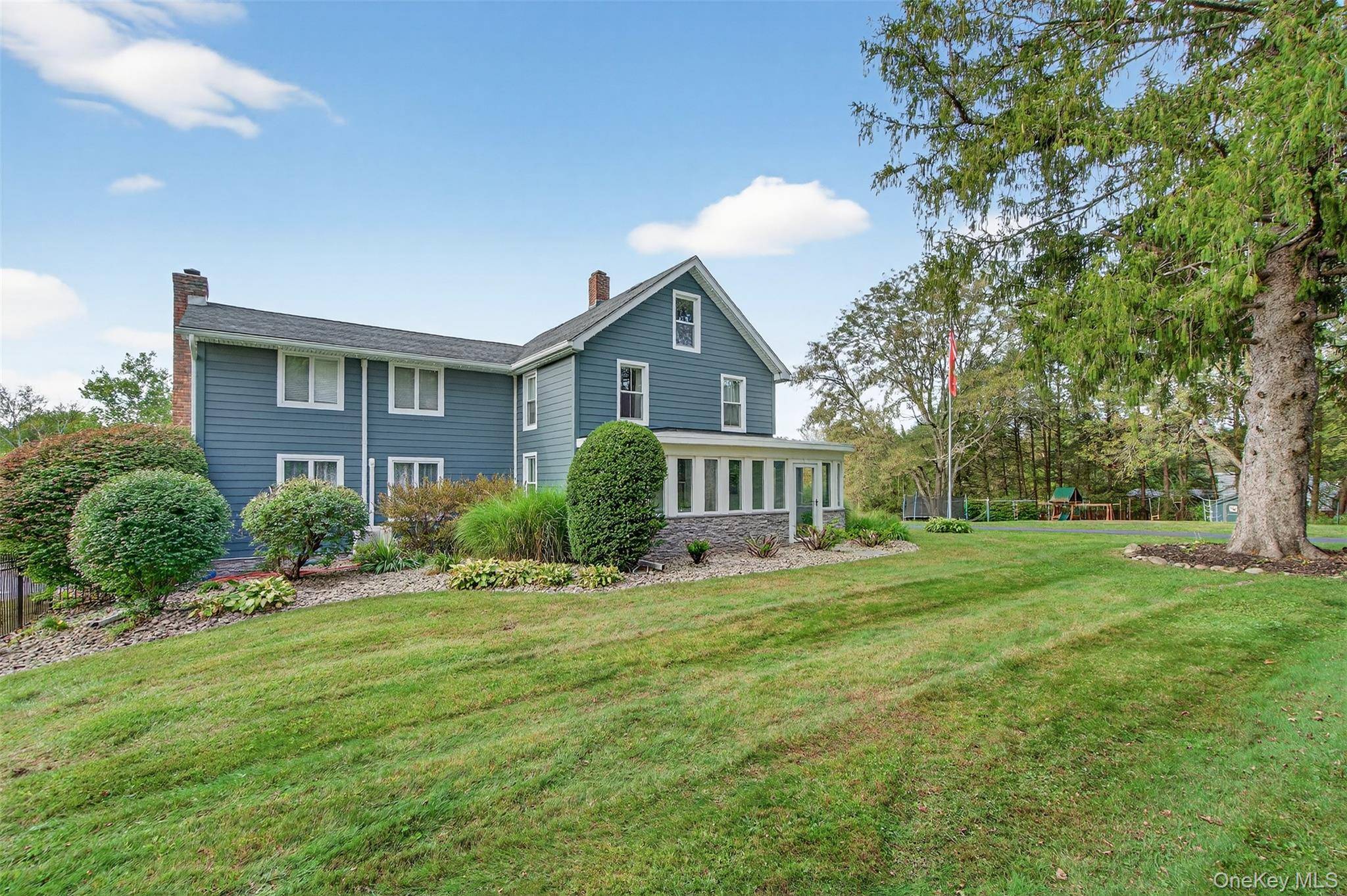 23 S Creek RD, Staatsburg, NY 12580
