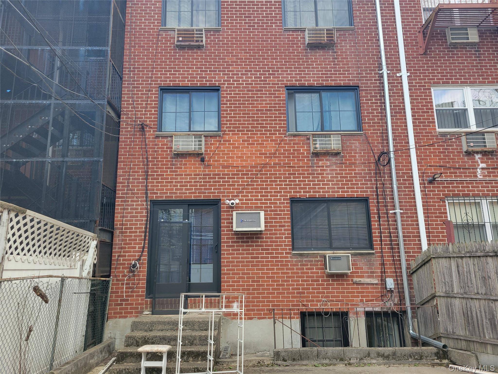 84-44 120th ST, Kew Gardens, NY 11415