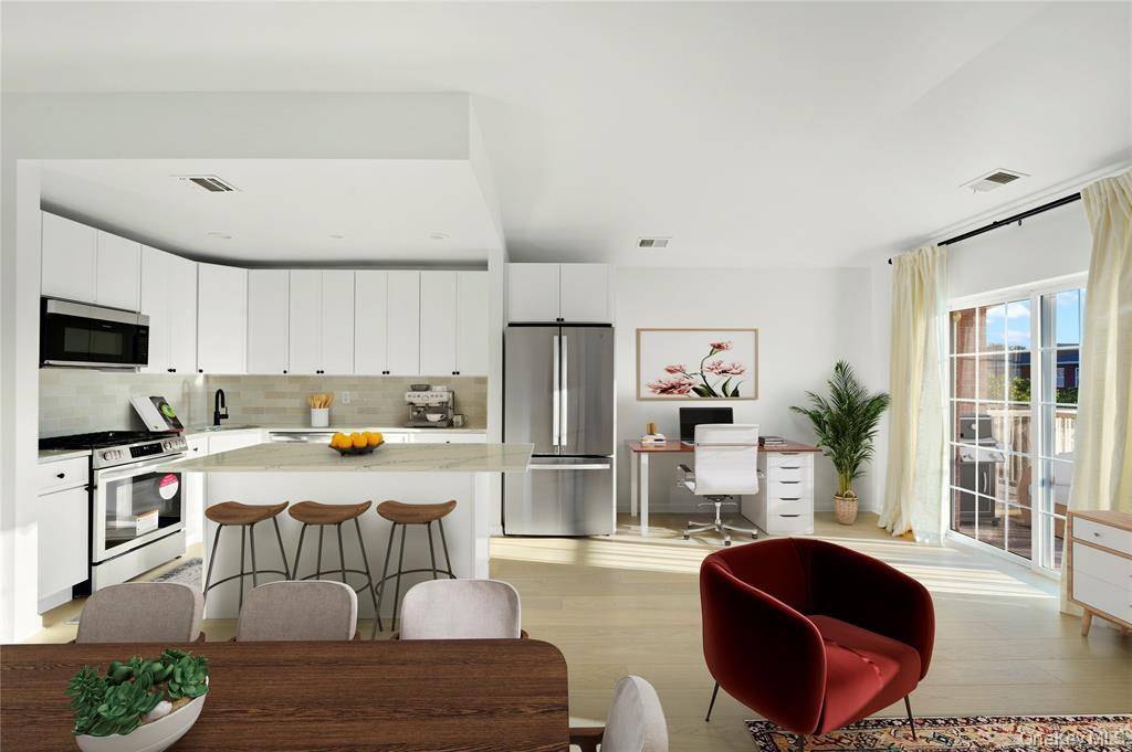 3-17 Endeavor PL #C, College Point, NY 11356