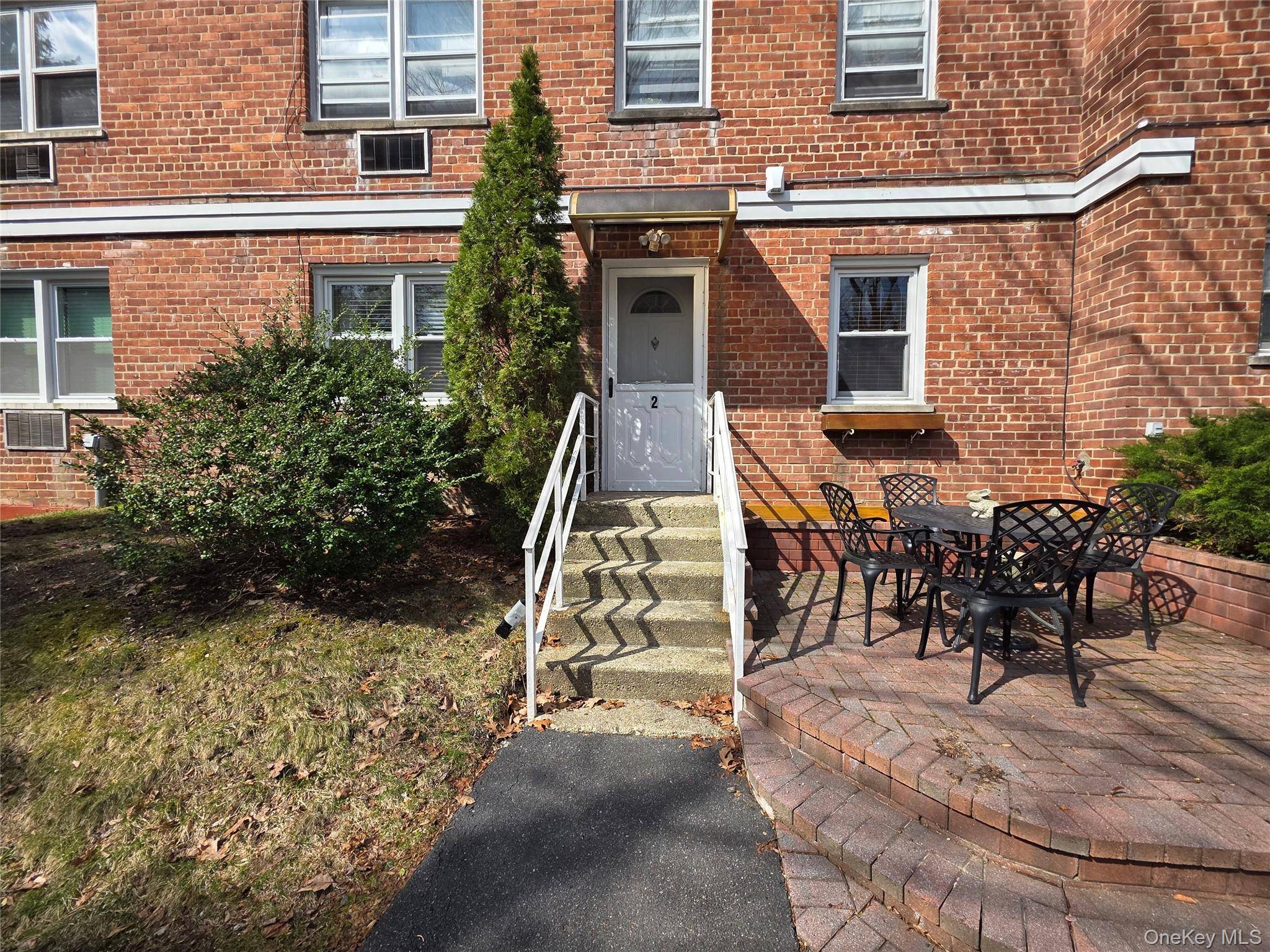 125 N Washington AVE #2, Hartsdale, NY 10530